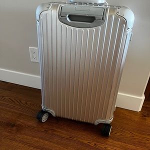 Rimowa Classic Check in - Medium